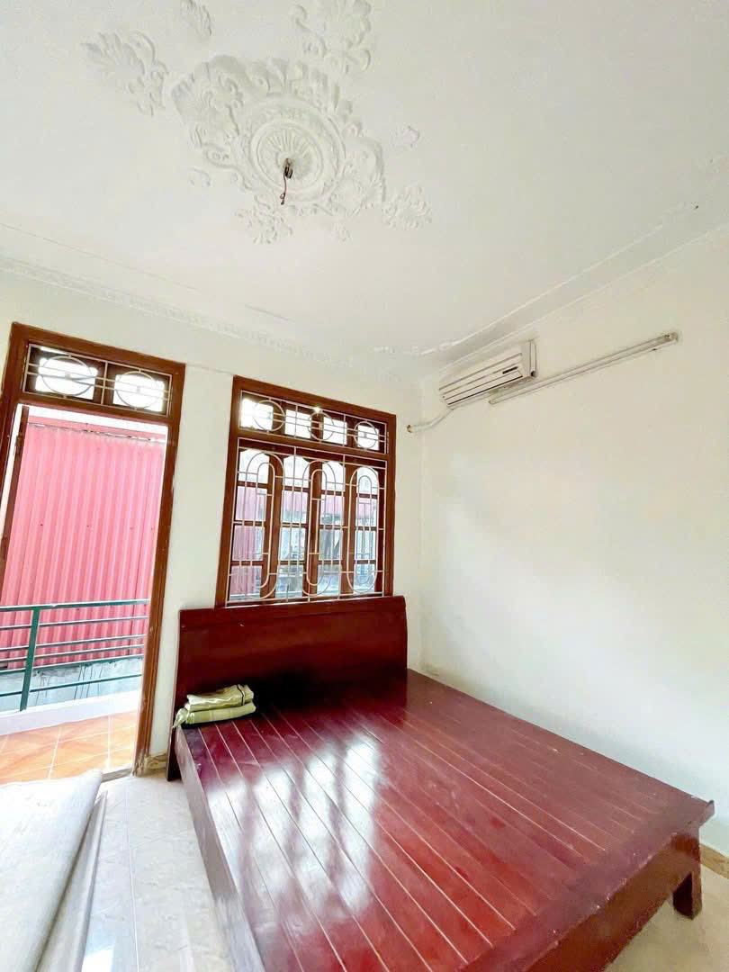 Cho thuê nhà Phố Hương Viên, Hai Bà Trưng 5 tầng x 30m2 làm VP, hoặc ở hộ gđ, 12 Triệu - Ảnh 4